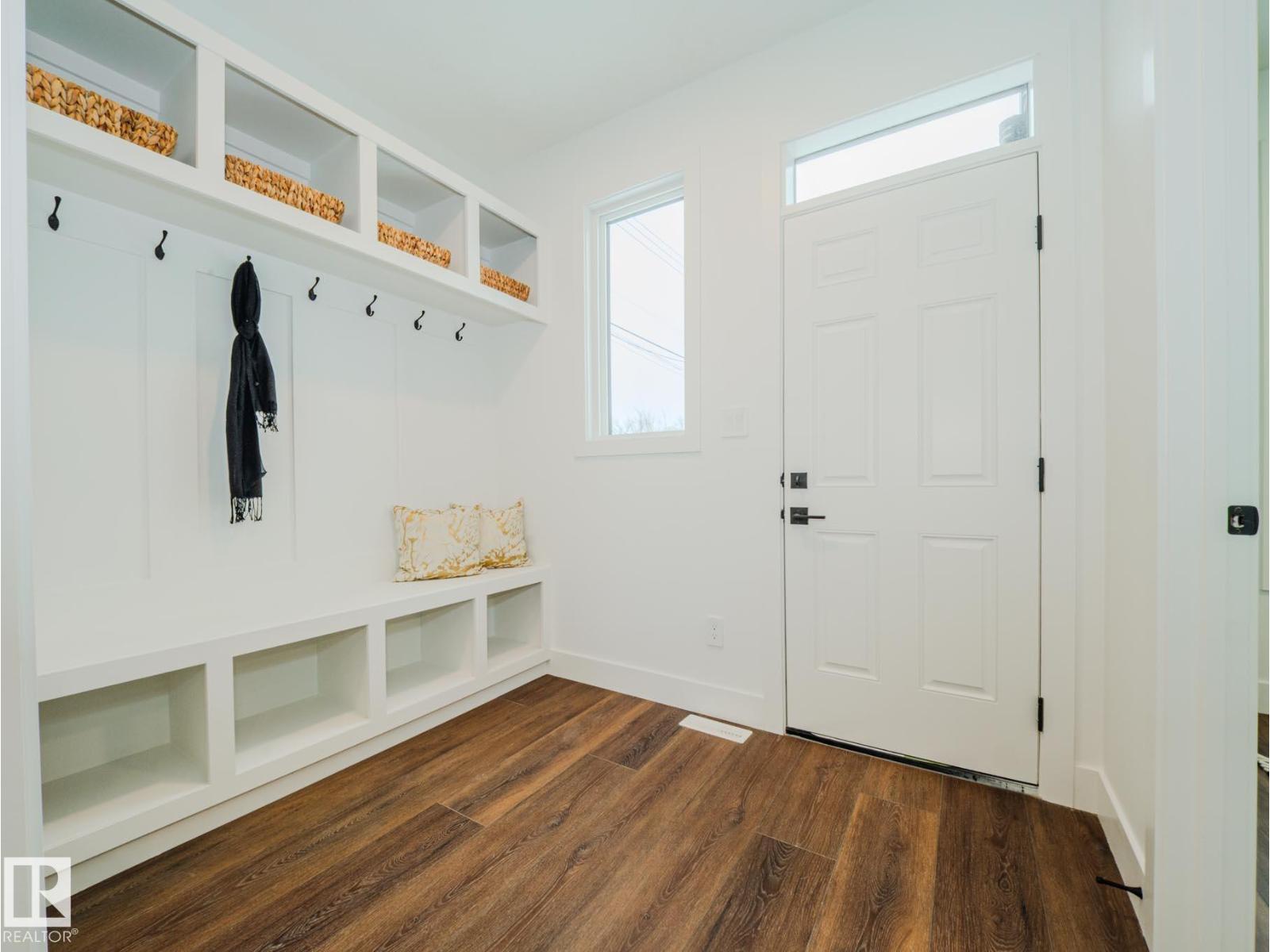 7607 98 AV NW, Edmonton