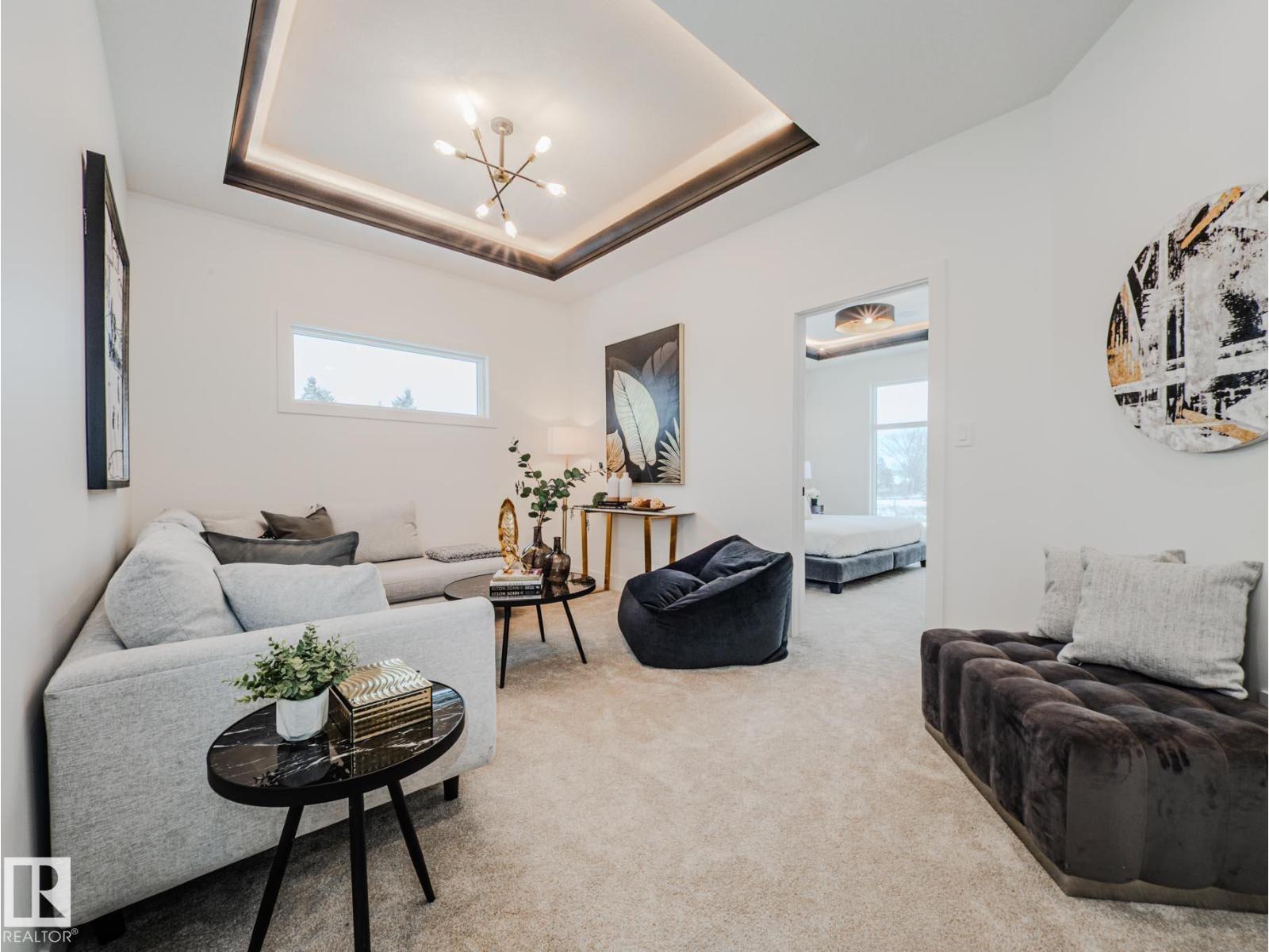 7607 98 AV NW, Edmonton