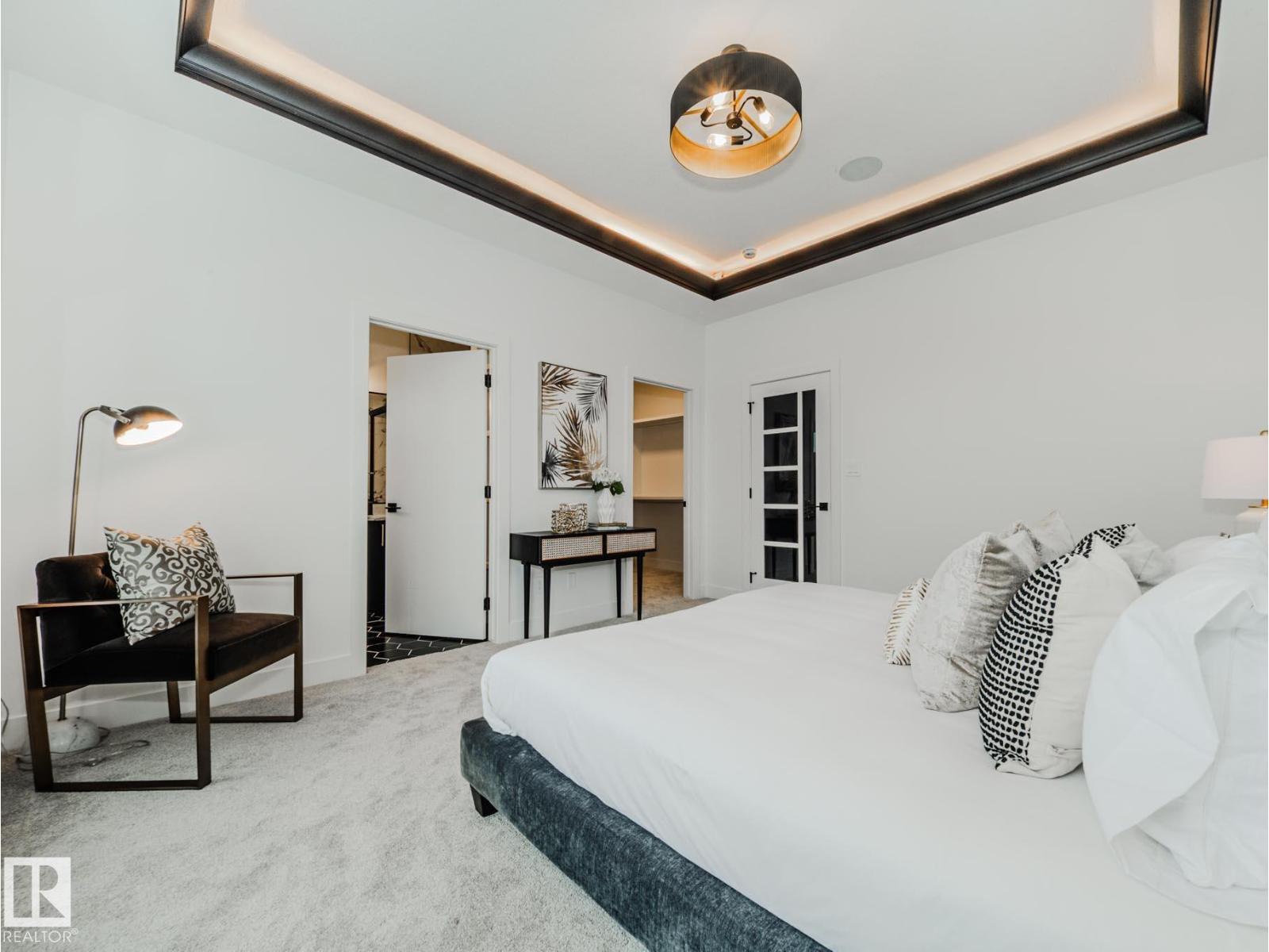 7607 98 AV NW, Edmonton