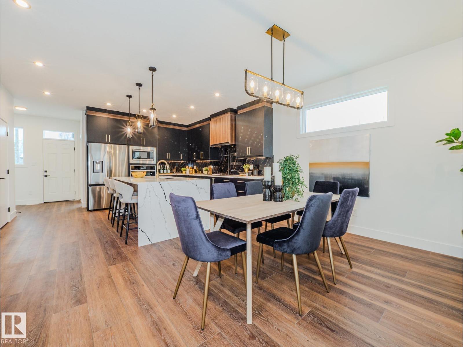 7607 98 AV NW, Edmonton