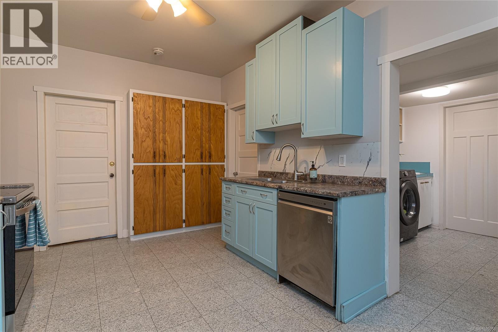 683 Powell St, Duncan