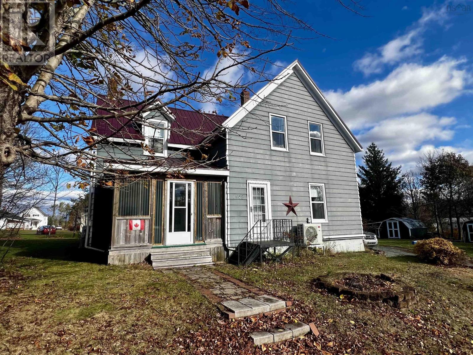 Property photo of 1948 Dufferin Street
