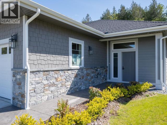 4070 SATURNA AVE, Powell River