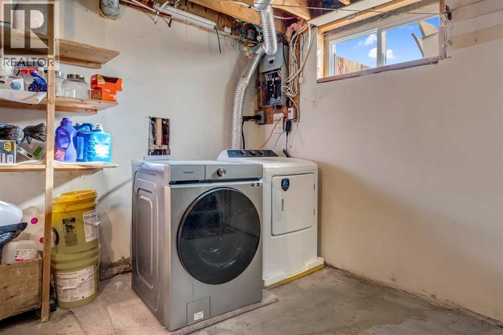 Single Family House Bungalow for Sale in  Falworth Road NE Falconridge Calgary 