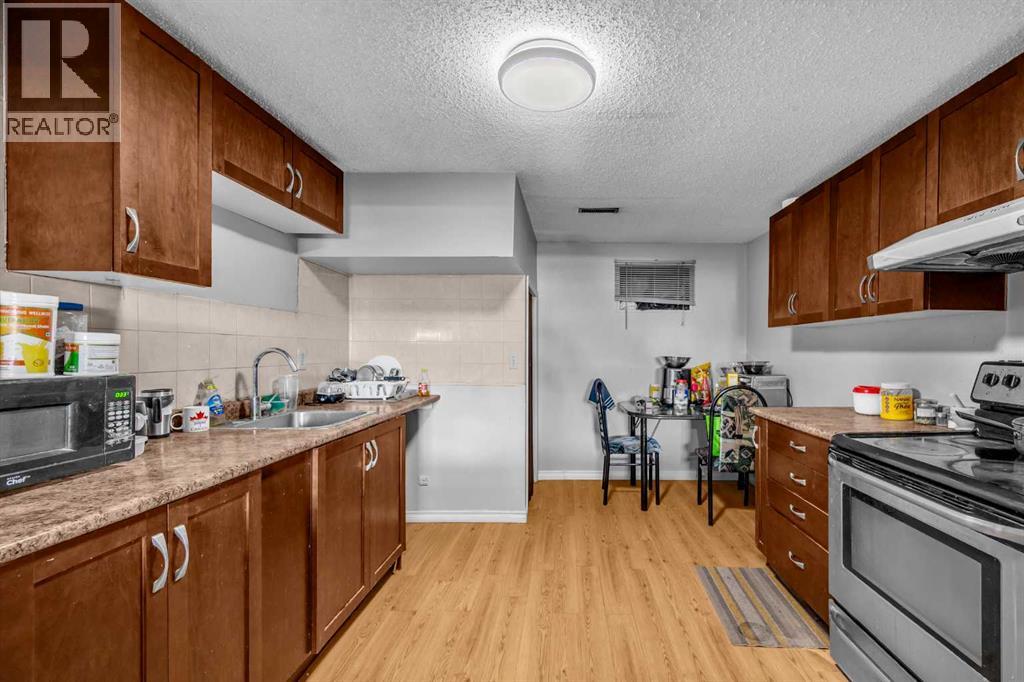 Single Family House Bungalow for Sale in  Falworth Road NE Falconridge Calgary 