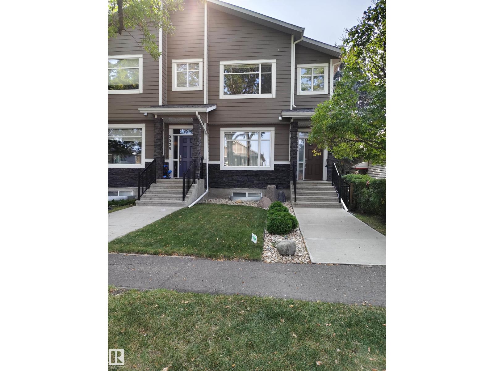 9527 75 AV NW, Edmonton