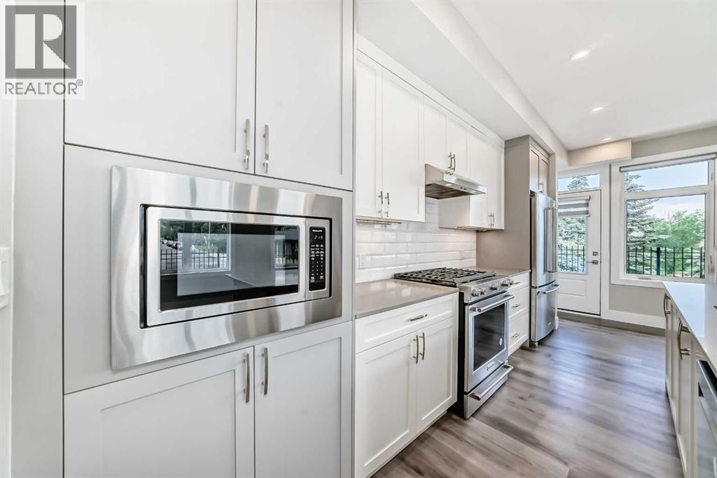 Single Family House Multi-level for Sale in    Avenue SW Scarboro Calgary 