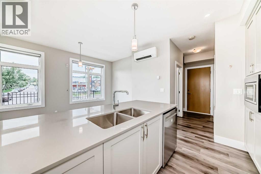 Single Family House Multi-level for Sale in    Avenue SW Scarboro Calgary 