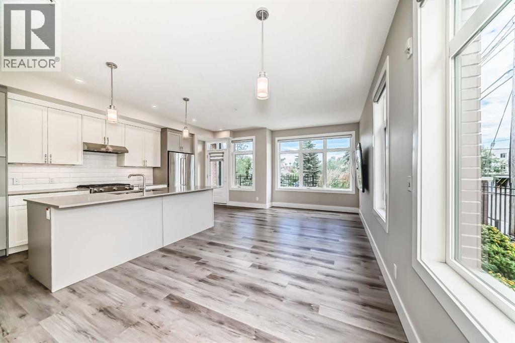 Single Family House Multi-level for Sale in    Avenue SW Scarboro Calgary 