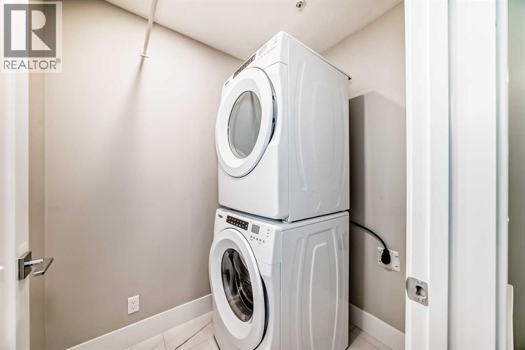 Single Family House Multi-level for Sale in    Avenue SW Scarboro Calgary 