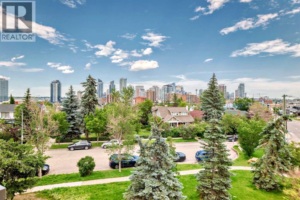 Single Family House Multi-level for Sale in    Avenue SW Scarboro Calgary 