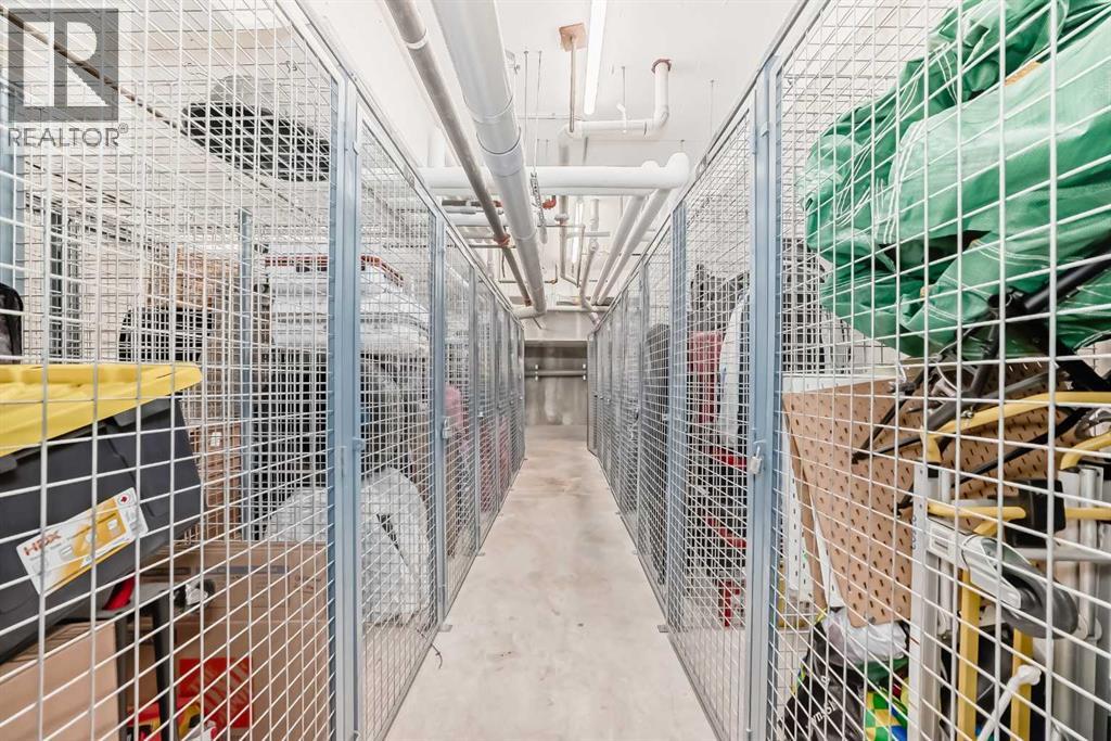 Single Family House Multi-level for Sale in    Avenue SW Scarboro Calgary 