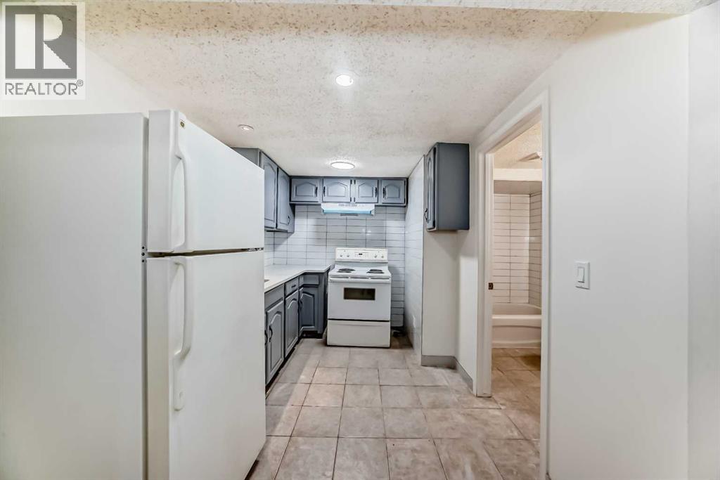 Single Family House Bi-level for Sale in  Centre Street NE Thorncliffe Calgary 