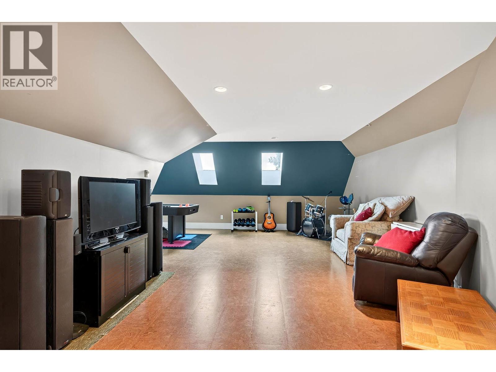 2935 CHEAKAMUS PLACE - 52