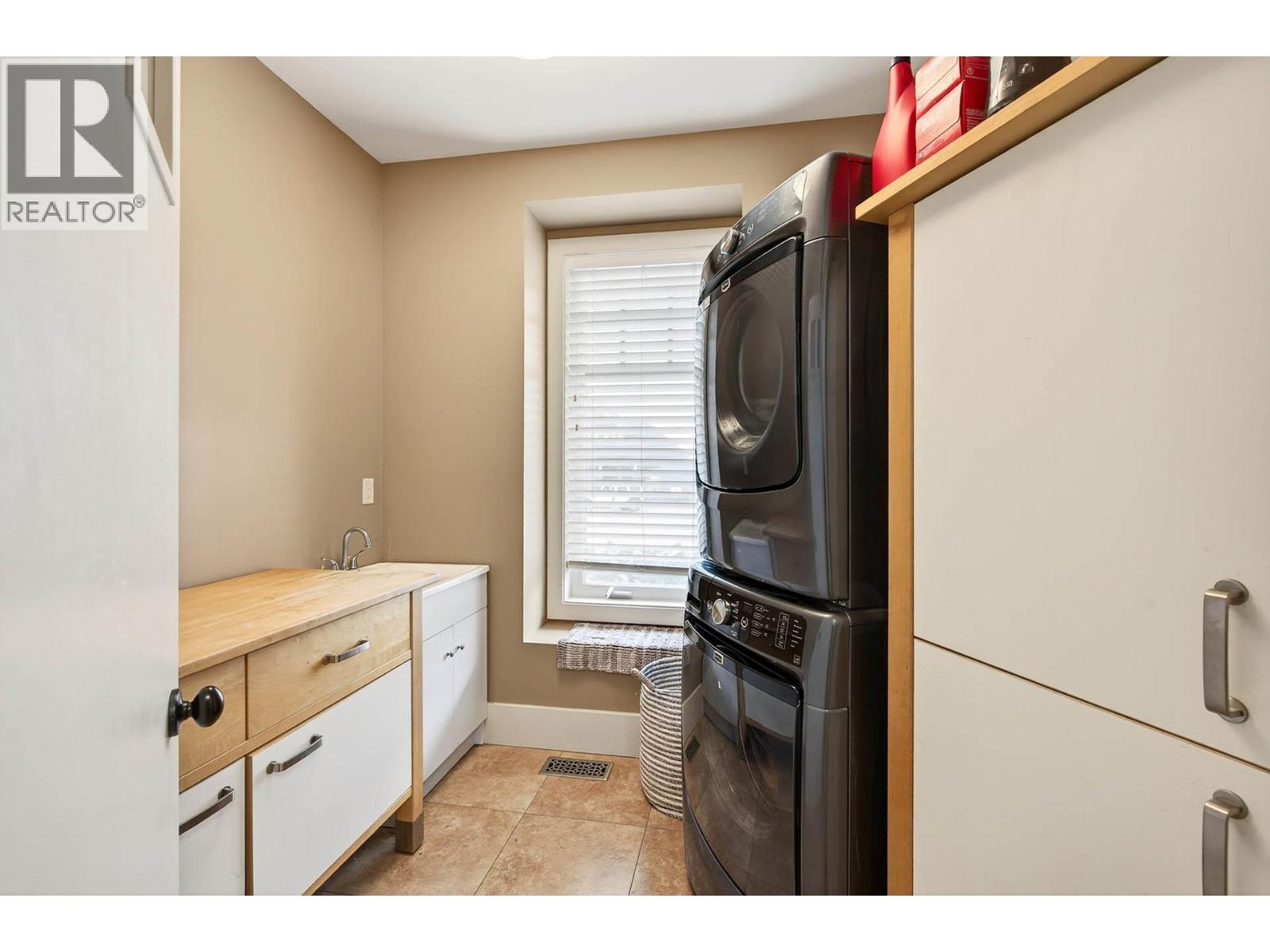 2935 CHEAKAMUS PLACE - 22