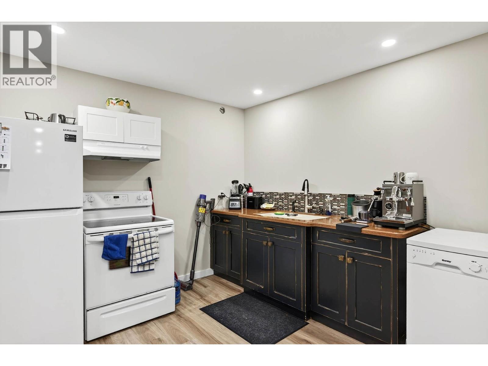 2935 CHEAKAMUS PLACE - 62