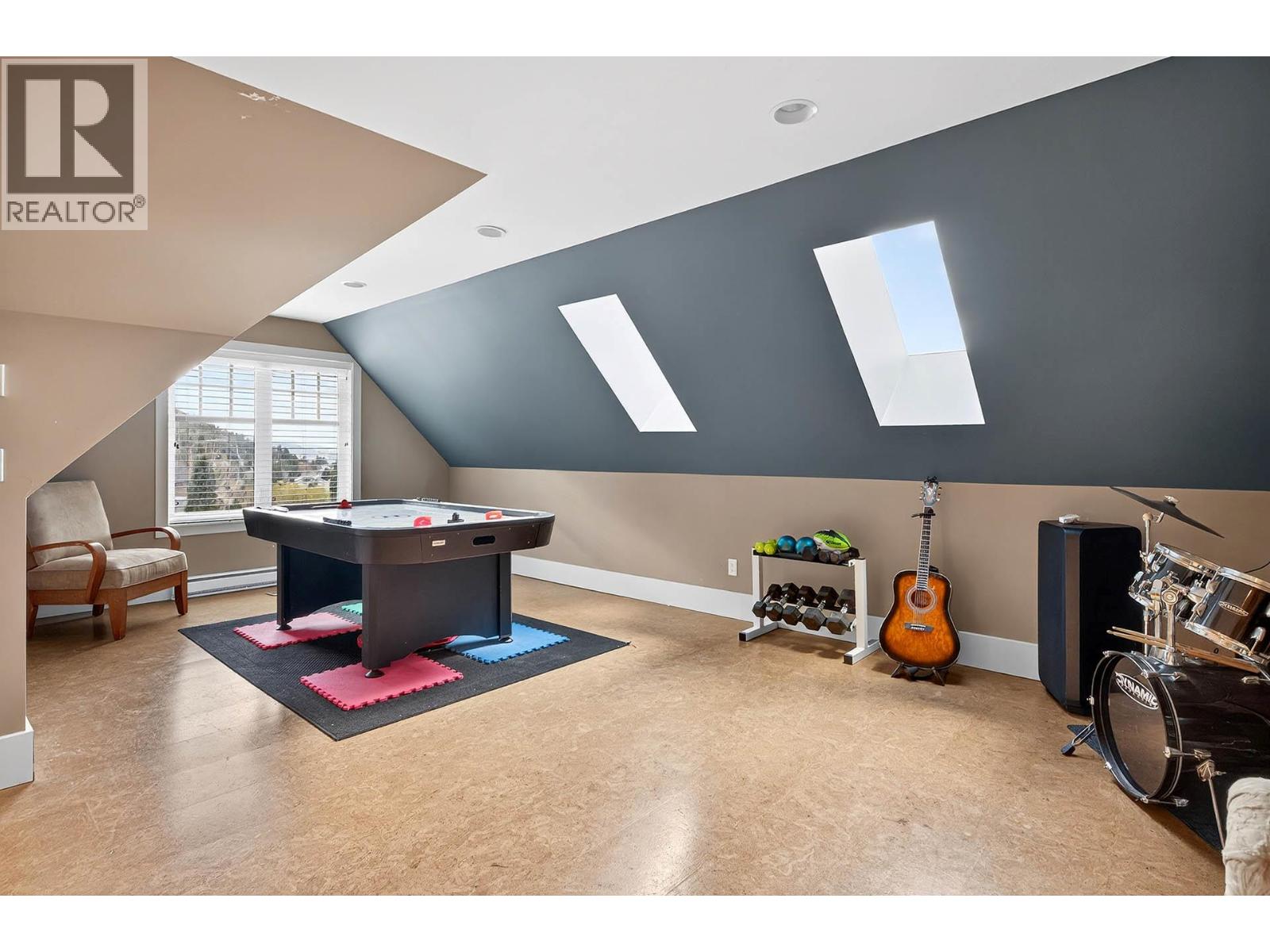 2935 CHEAKAMUS PLACE - 51