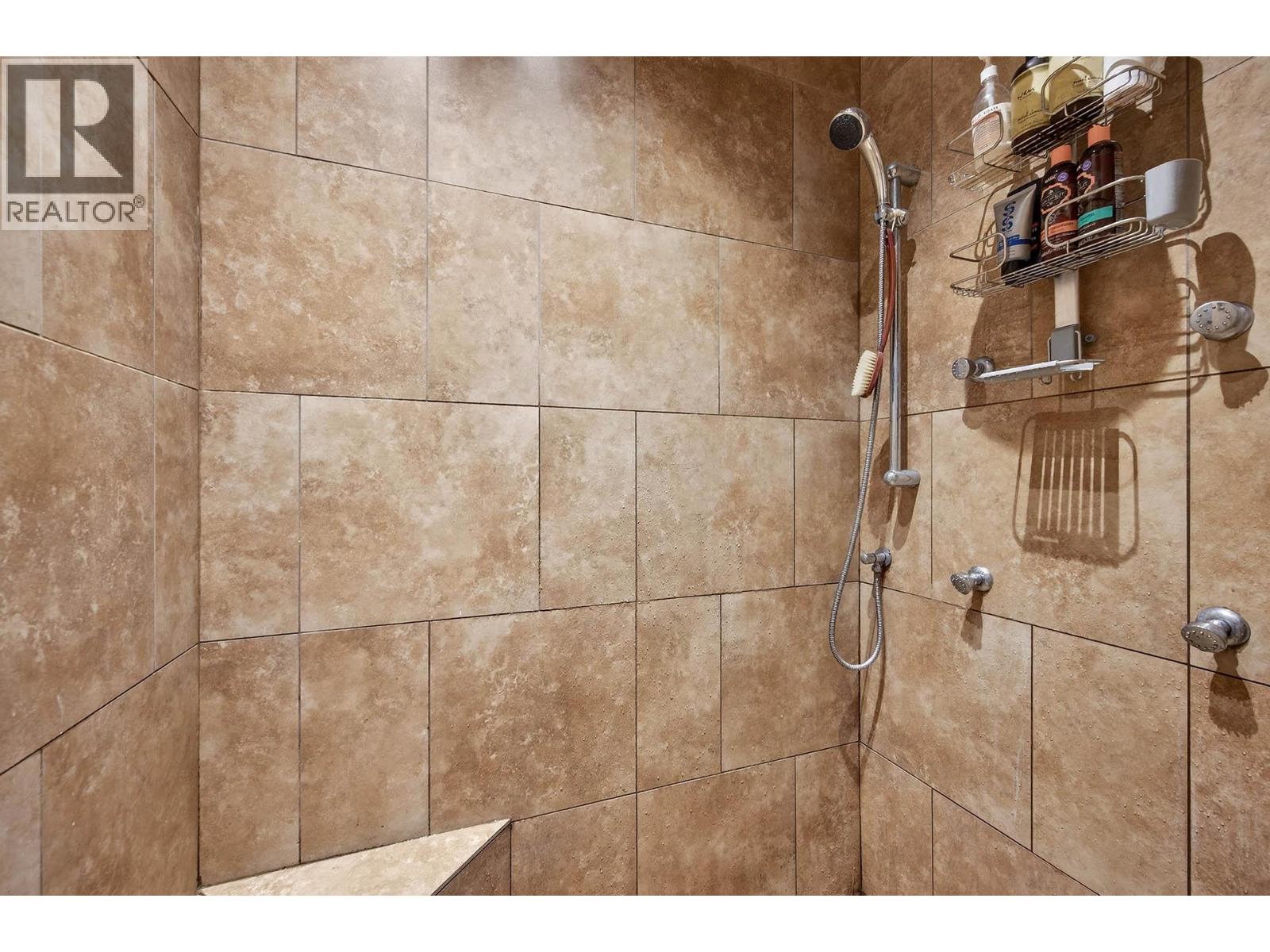 2935 CHEAKAMUS PLACE - 29