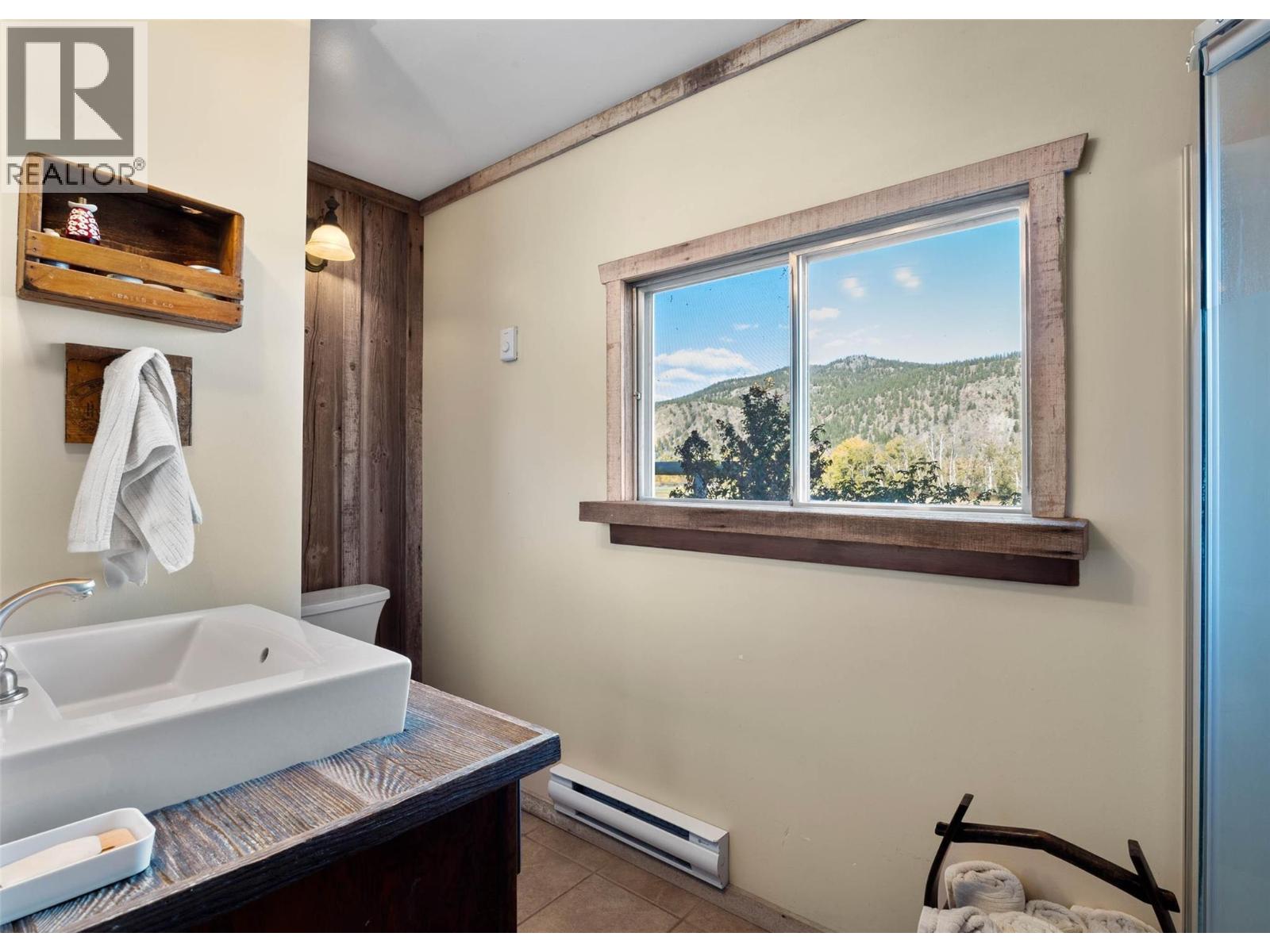  281 Lindley Creek Road, Merritt