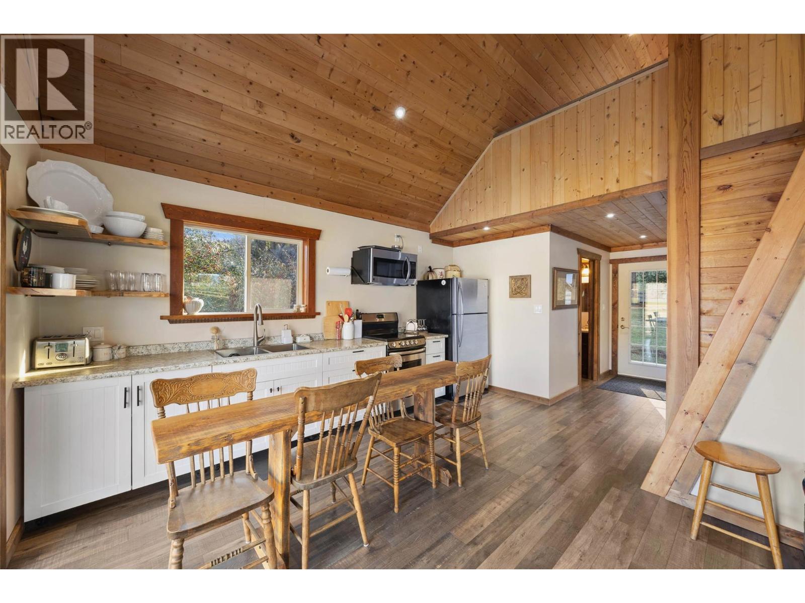  281 Lindley Creek Road, Merritt