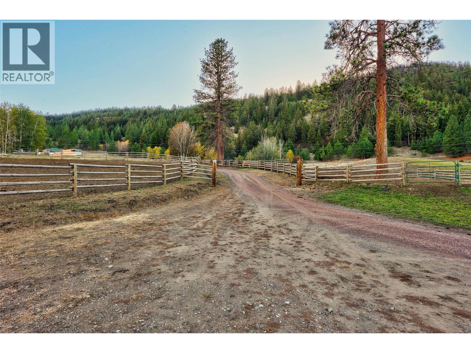  281 Lindley Creek Road, Merritt