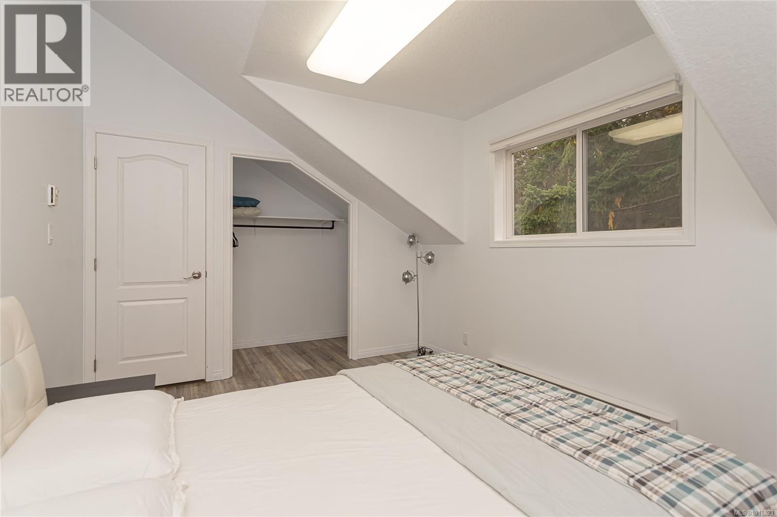 2375 GLENELLEN PL - 32