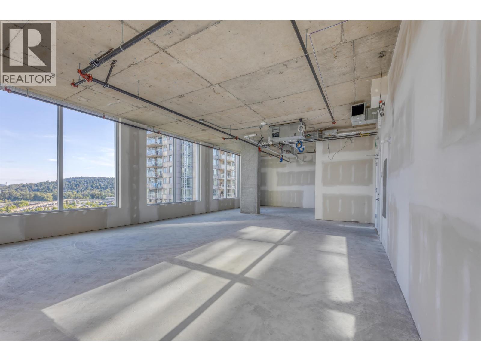 1105 2992 GLEN DRIVE, Coquitlam