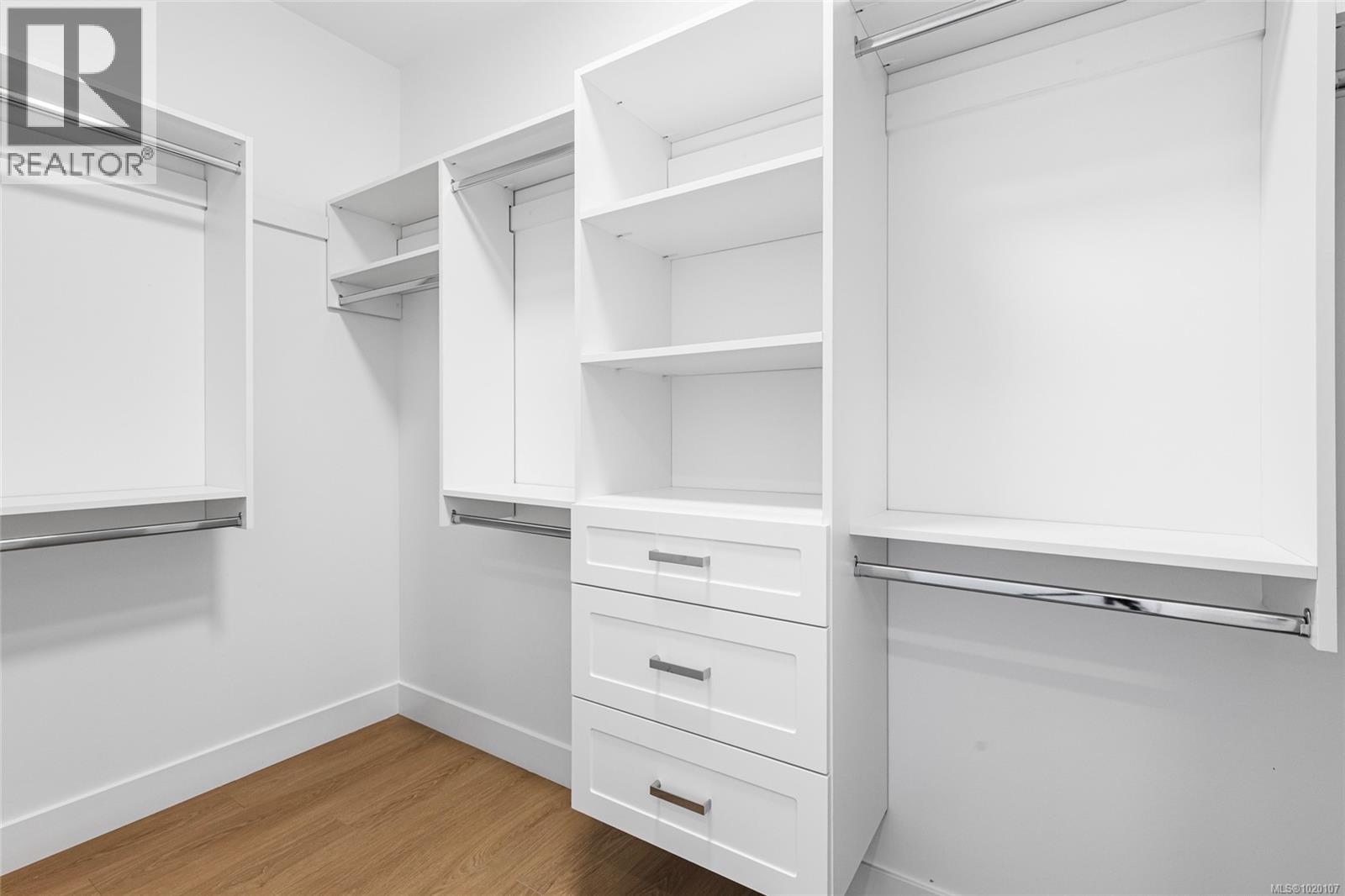 772 Plover Crt, Langford