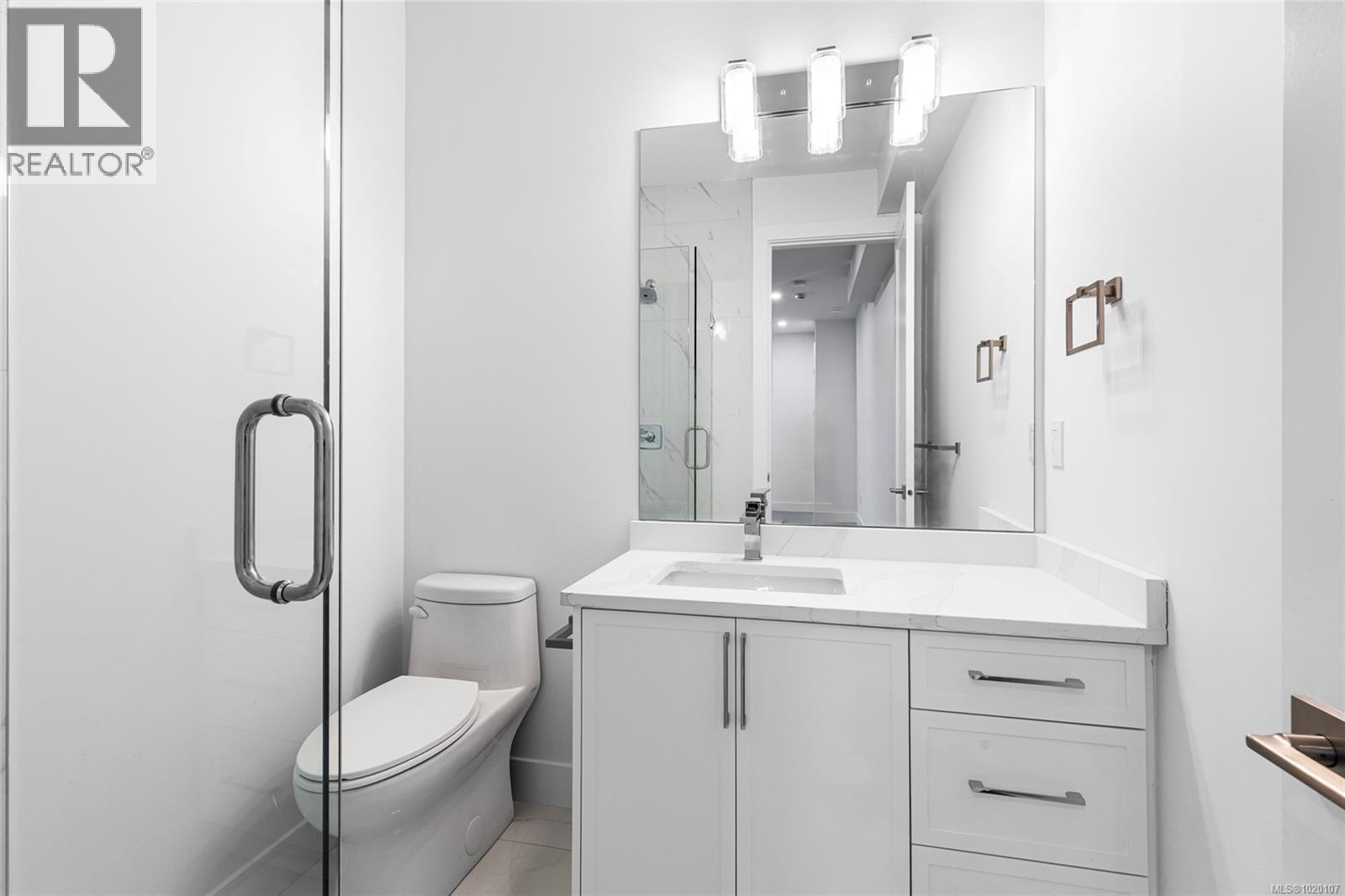 772 Plover Crt, Langford