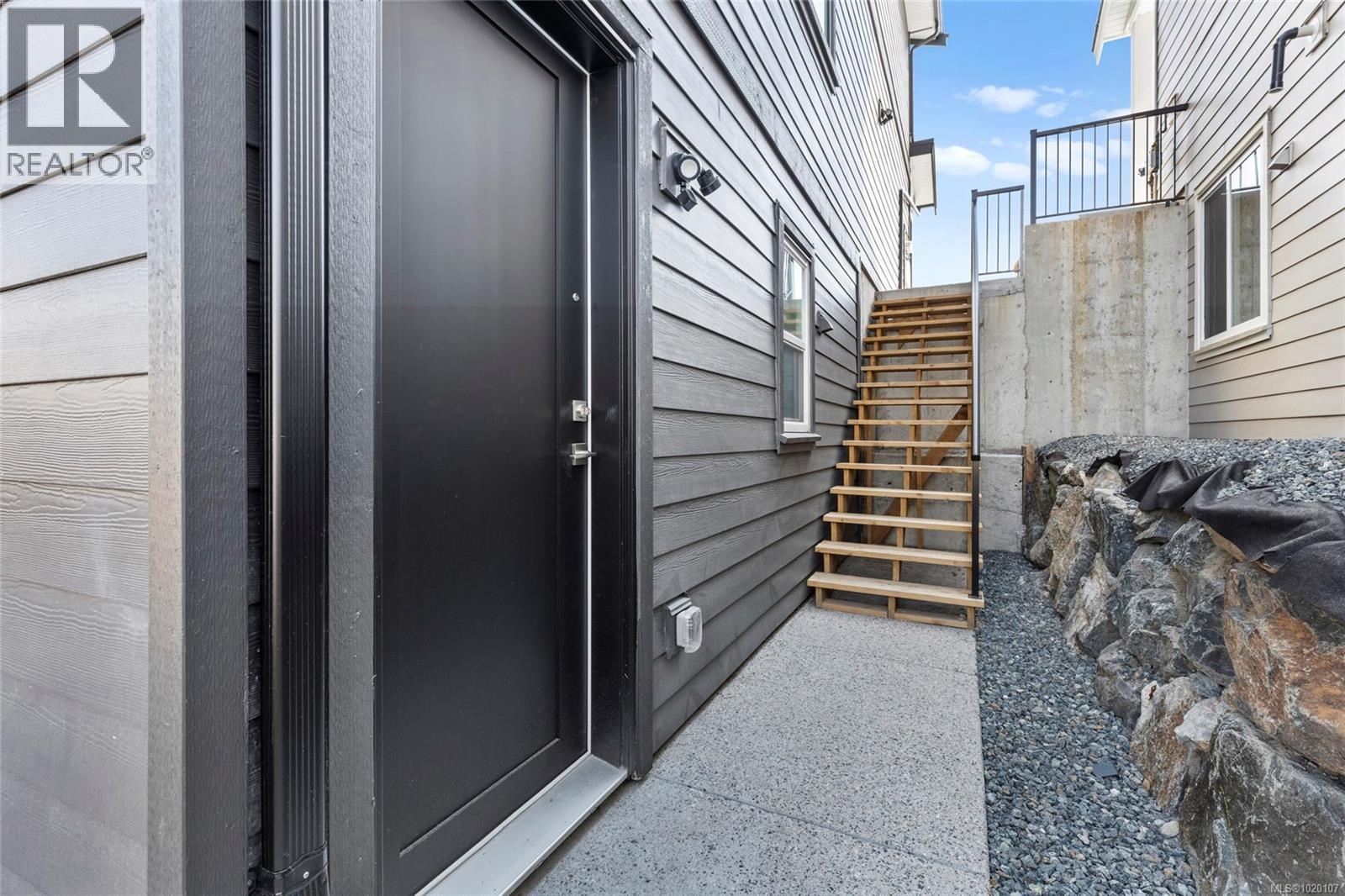 772 Plover Crt, Langford