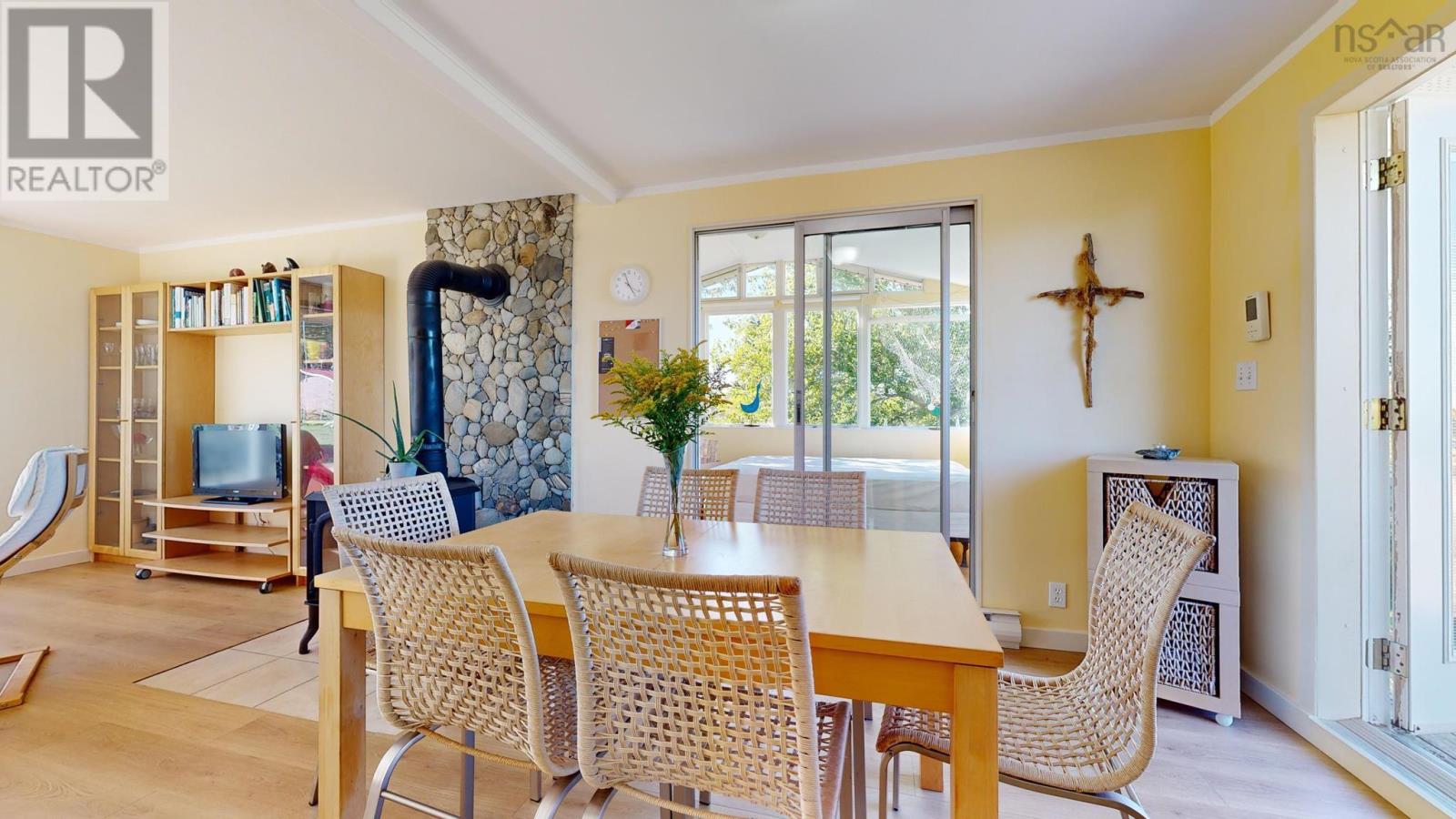 Property 18 of 44 of 93 Sperry Road