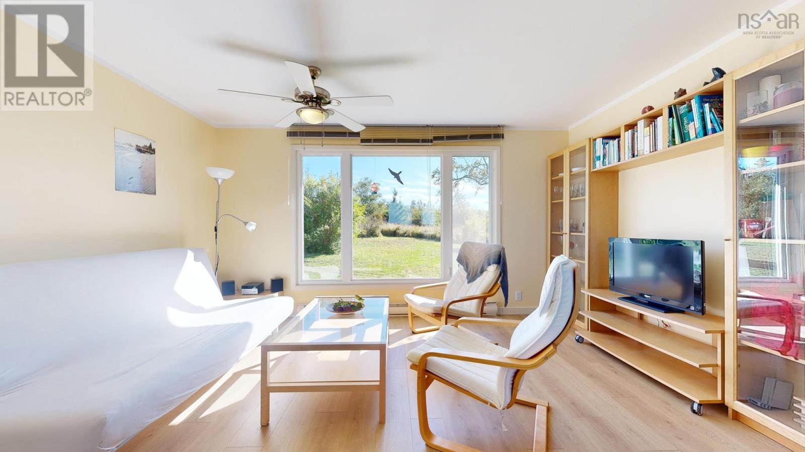 Property 16 of 44 of 93 Sperry Road