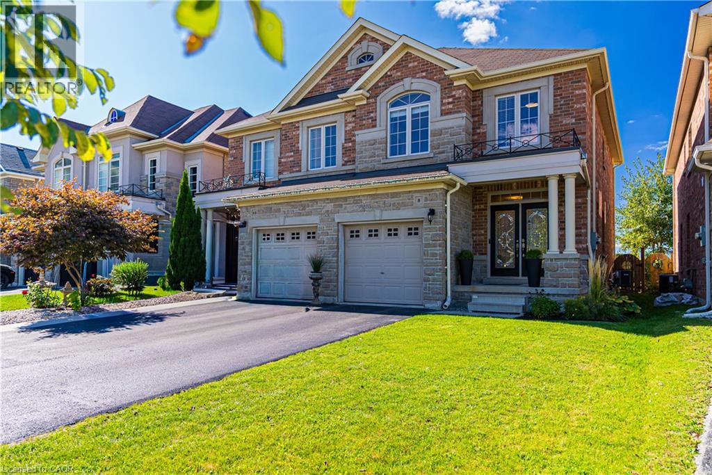 8 SUMMERBERRY Way
