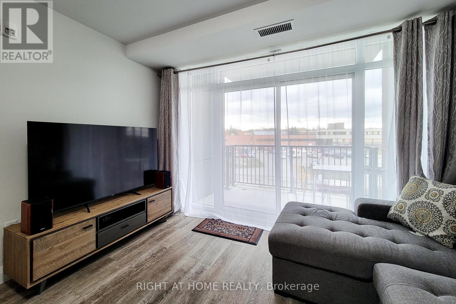 Single Family House for Sale in    REDFERN AVENUE Hamilton (Mountview) 