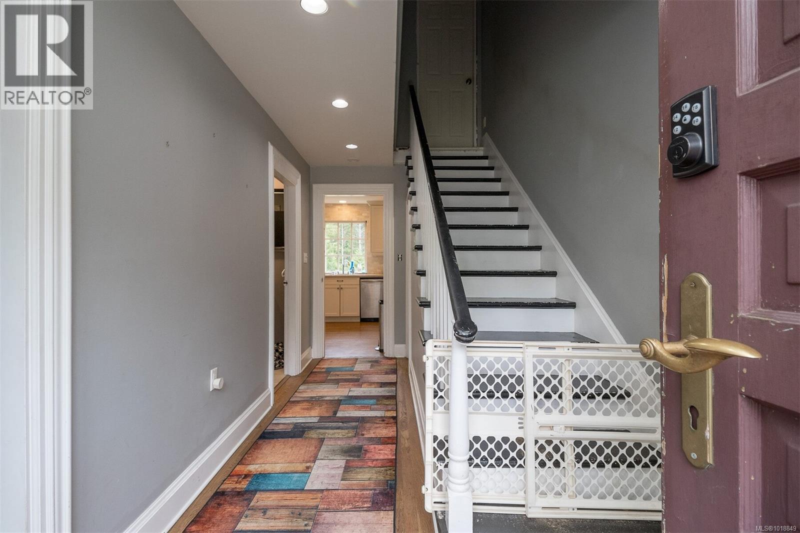 285 Polegate Rd, Qualicum Beach