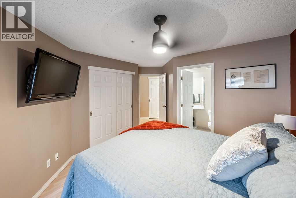 Single Family House for Sale in   Shawville Way SE Shawnessy Calgary 