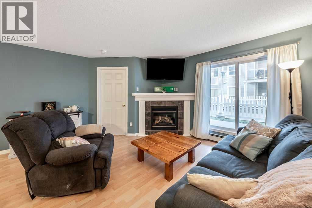 Single Family House for Sale in   Shawville Way SE Shawnessy Calgary 