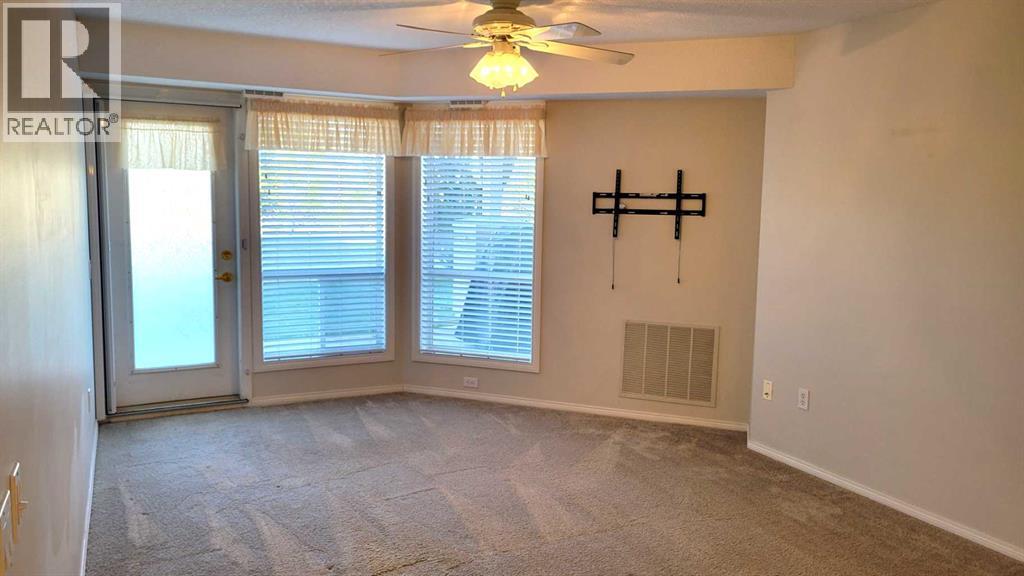 Single Family House for Sale in   Simcoe Boulevard SW Signal Hill Calgary 