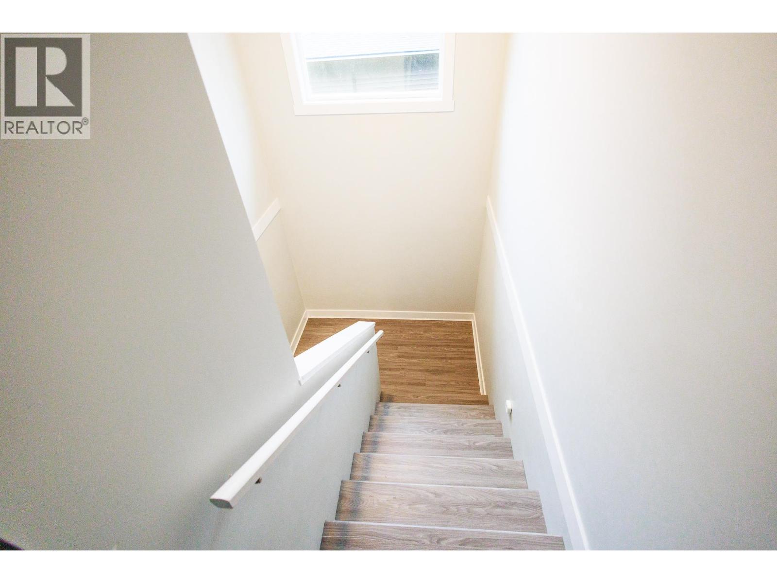 5223 SMITH AVENUE - 18