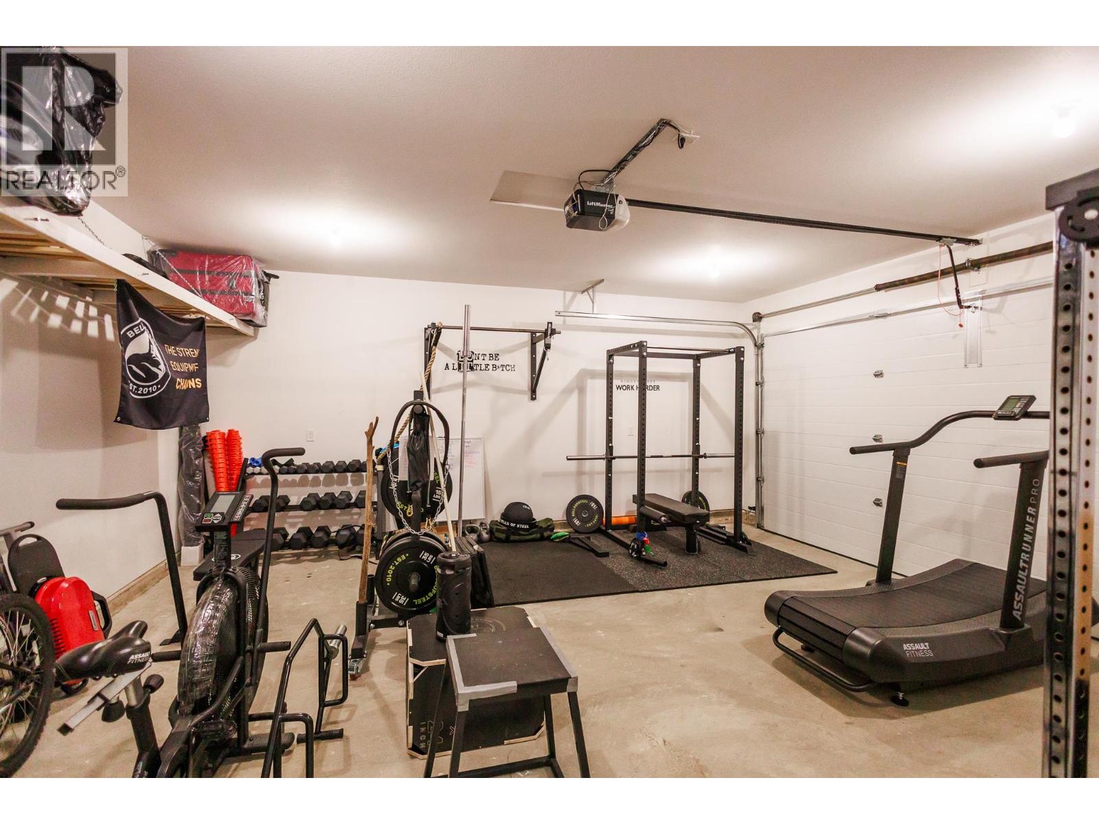 5223 SMITH AVENUE - 28