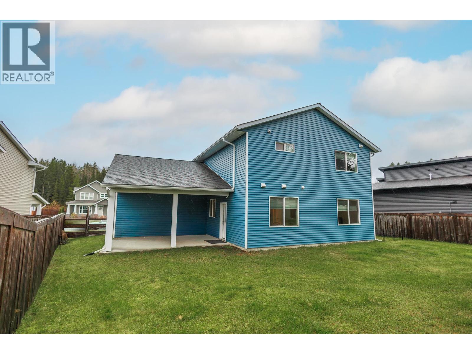 5223 SMITH AVENUE - 32