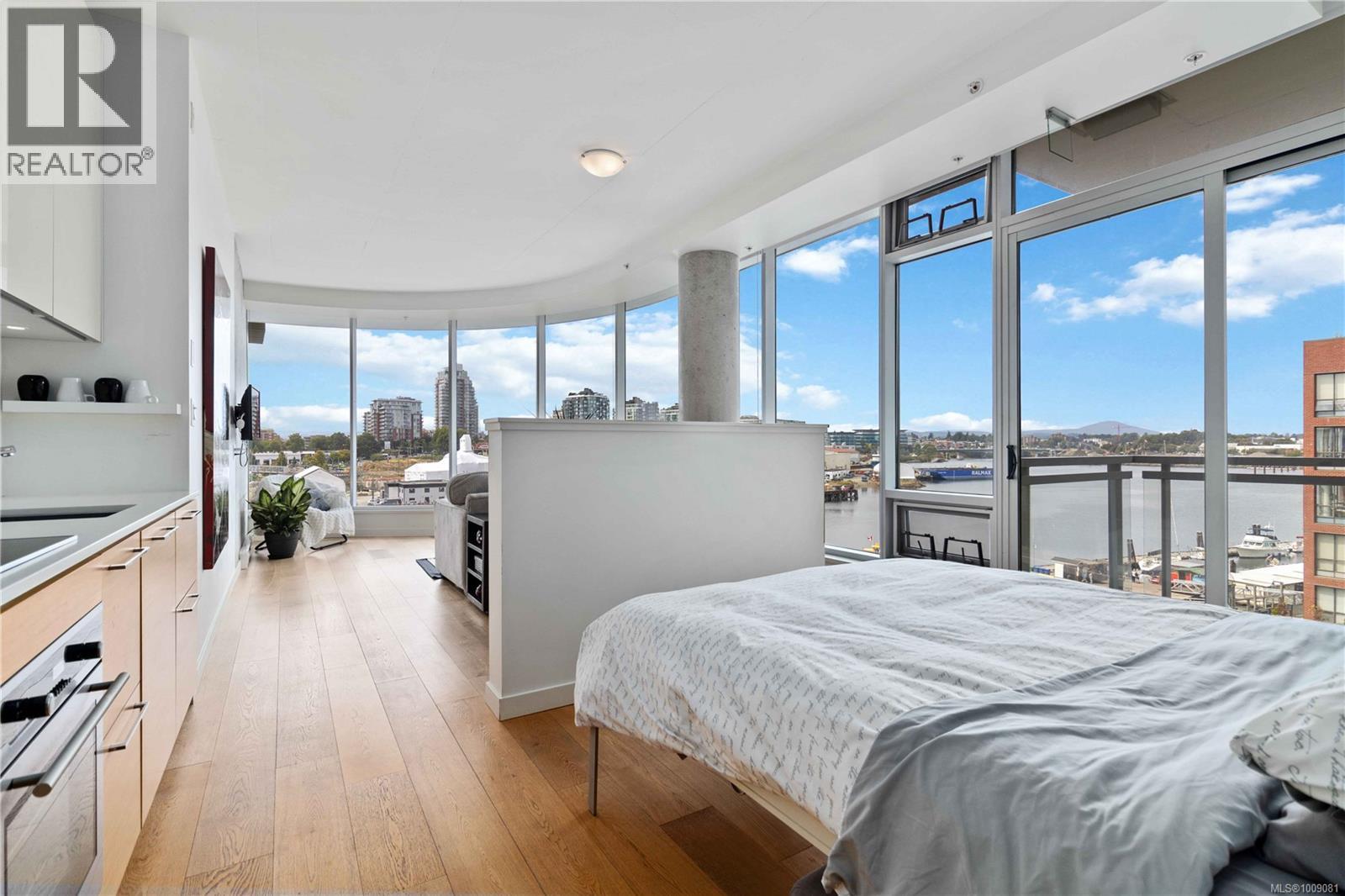 312B 456 Pandora Avenue, Victoria