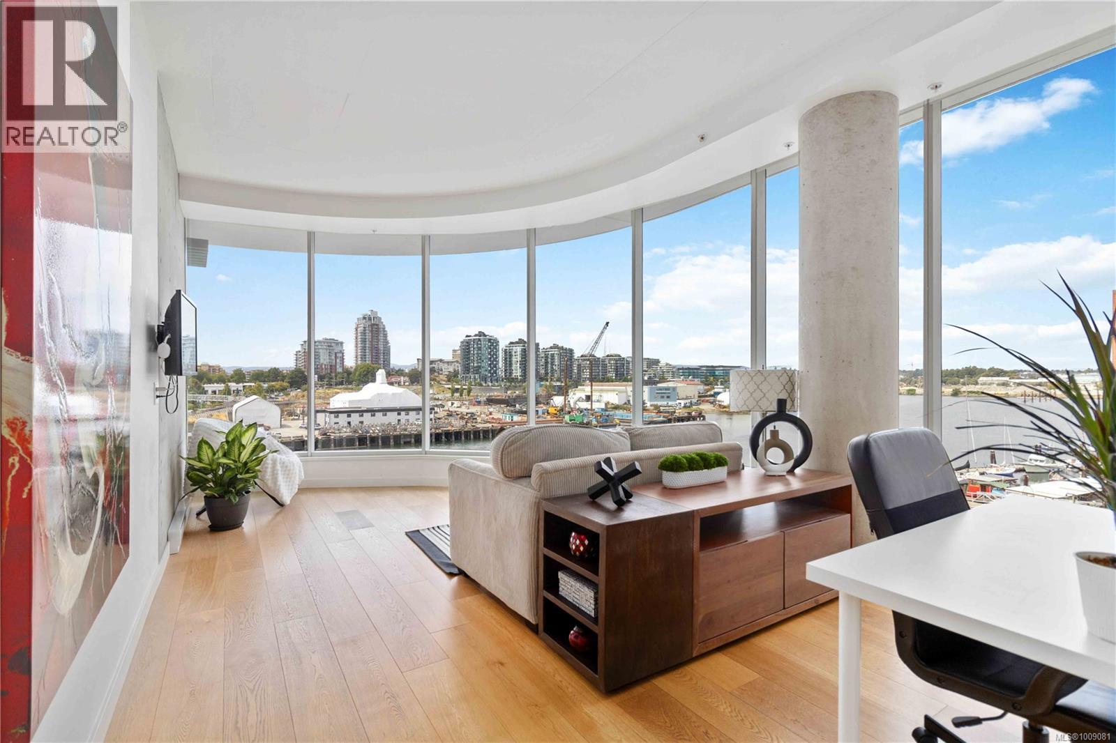 312B 456 Pandora Avenue, Victoria