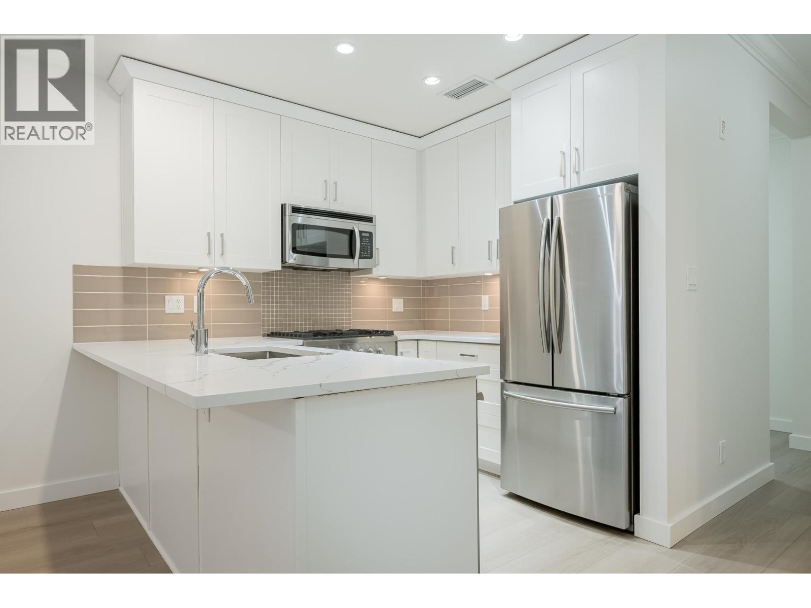 #101-5099 SPRINGS Boulevard, Tsawwassen