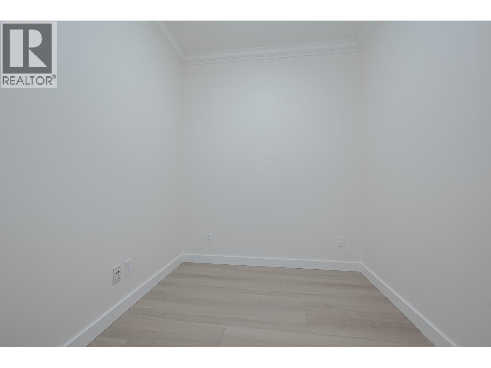 #101-5099 SPRINGS Boulevard, Tsawwassen