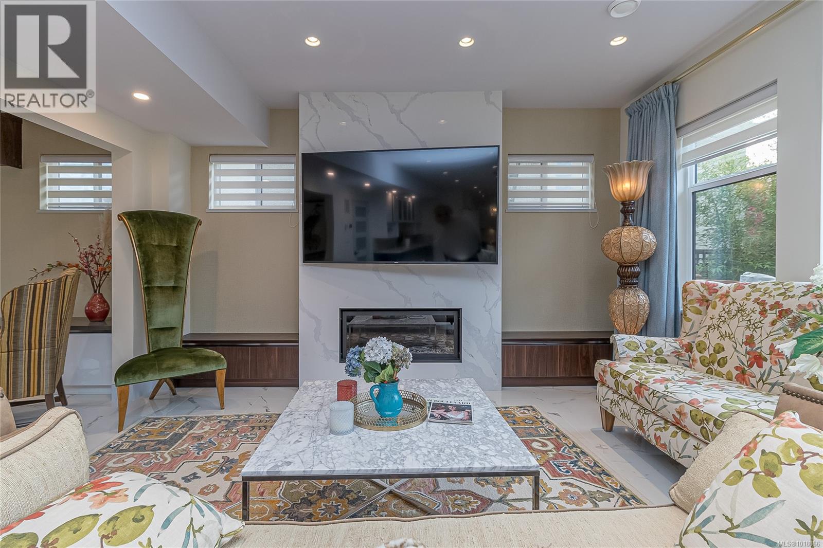  2328 Dunlevy Street, Oak Bay