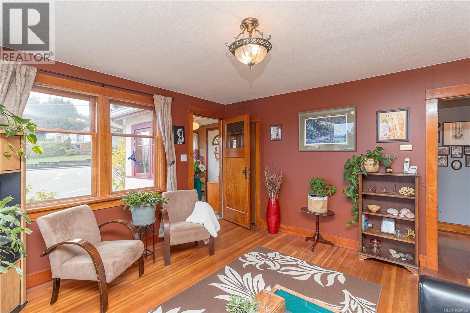 3243 Cook St, Chemainus