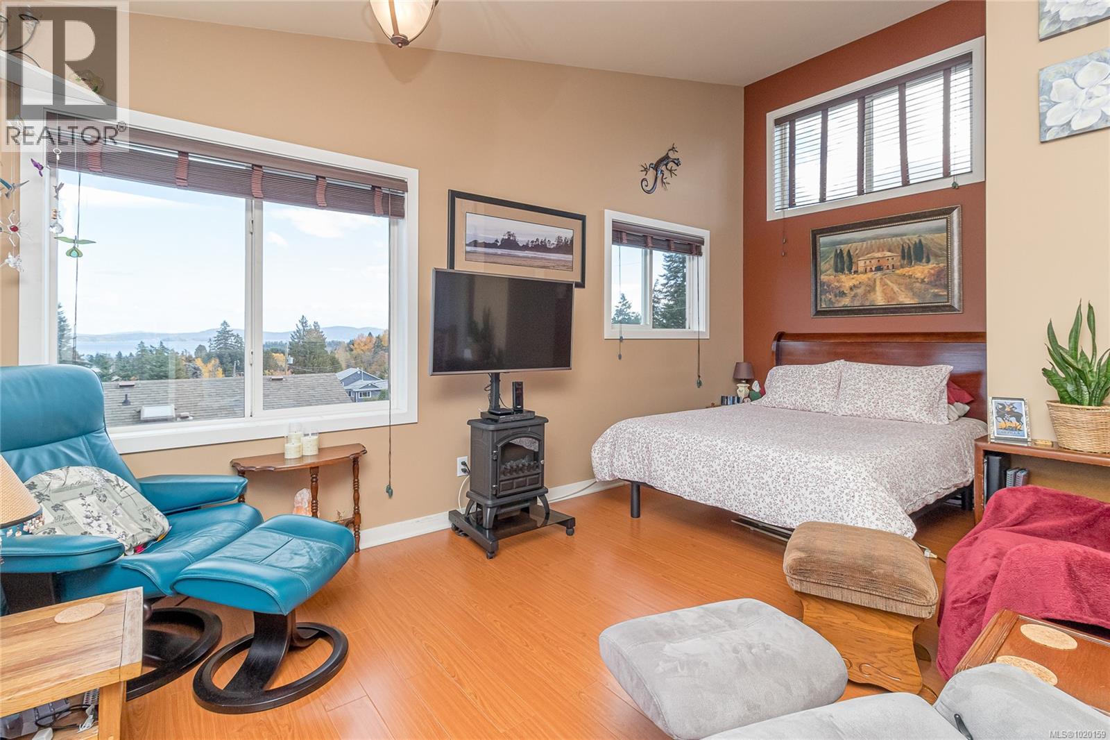 3243 Cook St, Chemainus