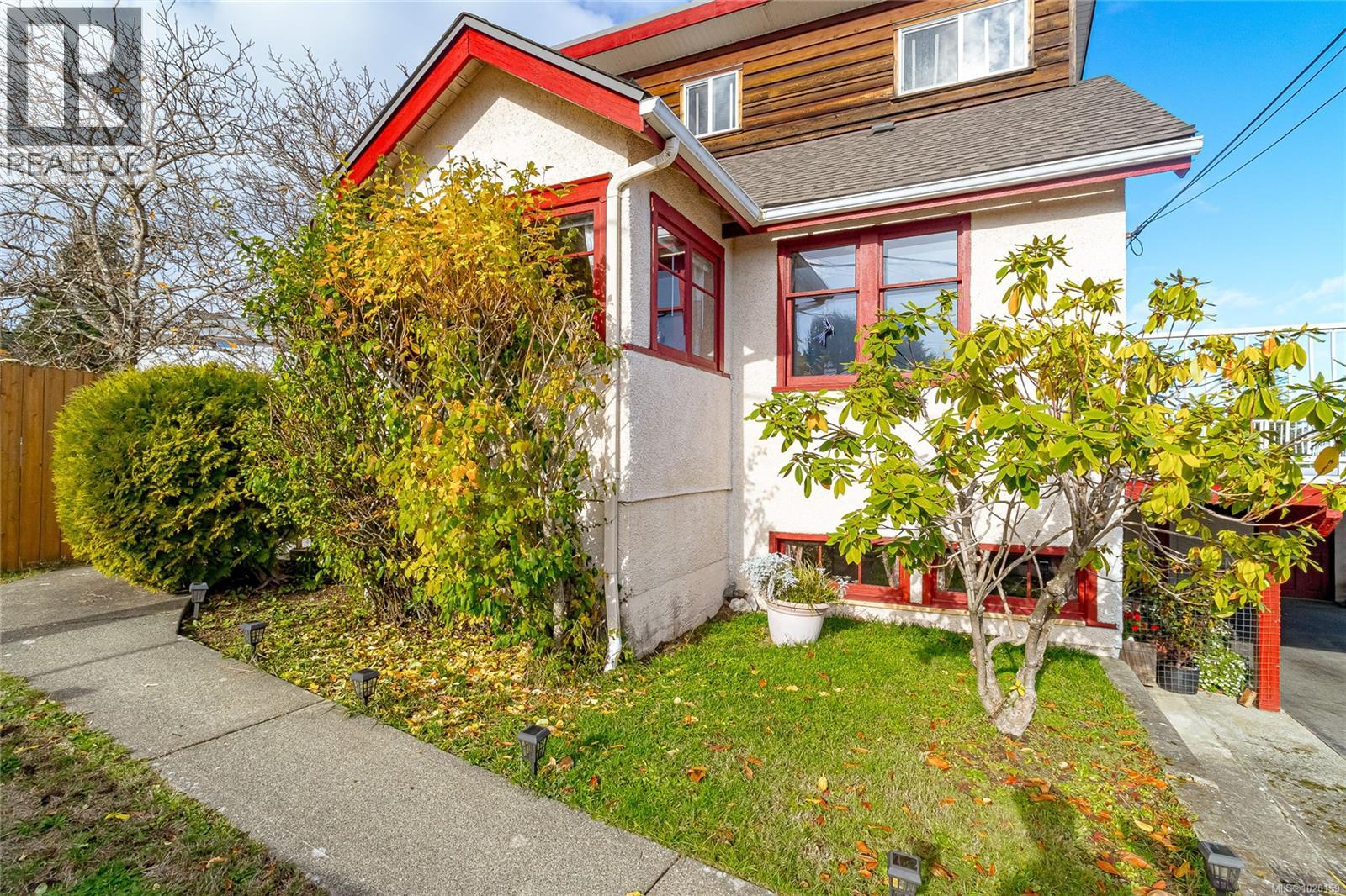 3243 Cook St, Chemainus