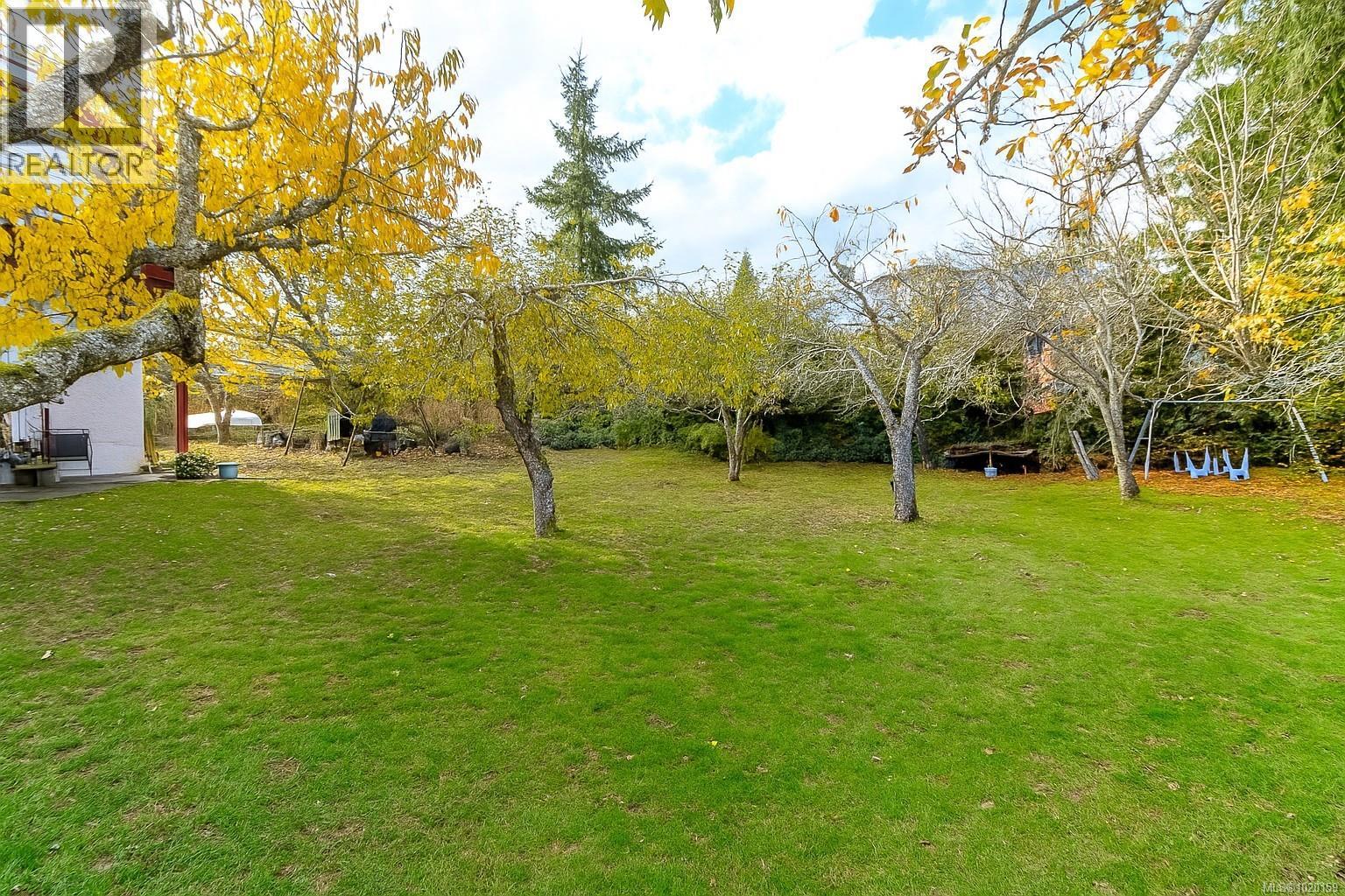 3243 Cook St, Chemainus